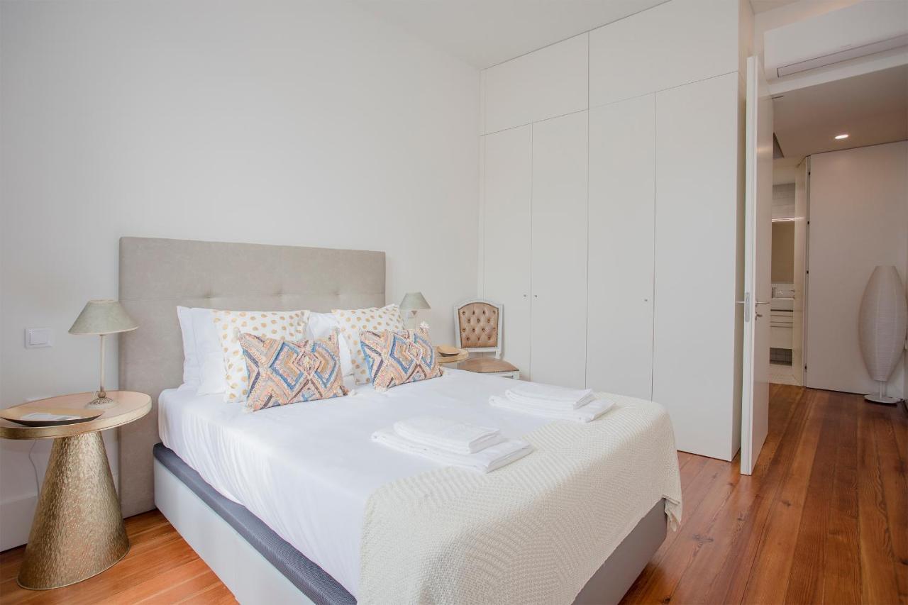 Liiiving - Downtown & Riverside Balcony Apartment Porto Ngoại thất bức ảnh